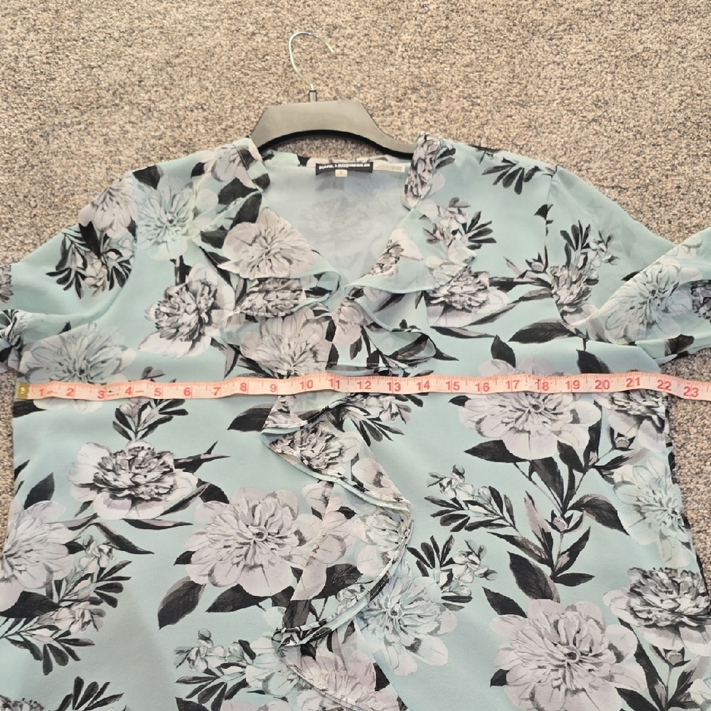 Karl Lagerfield Mint Green Floral Ruffle Blouse - Picture 7 of 8